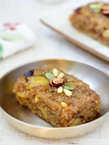 Square shaped brown sweet rice dessert