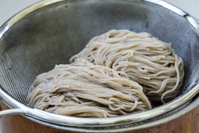 DSC9415 640x427 - Bibim Guksu (Spicy Cold Noodles)