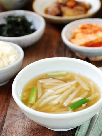 Mu Doenjang Guk (Korean Soybean Paste Radish Soup)