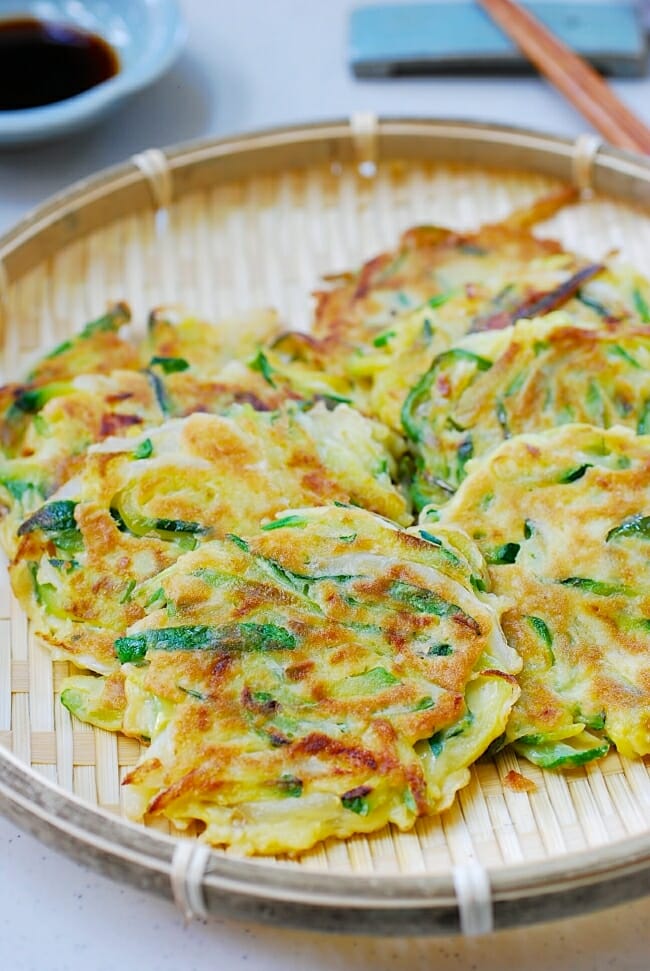 DSC 0237 e1534910363348 - Hobak Buchim (Zucchini Pancakes)