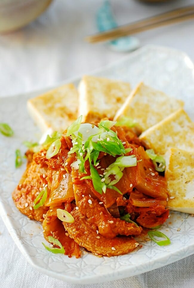 DSC 0259 e1538022473513 - Dubu Kimchi (Tofu with Stir-fried Kimchi and Pork)