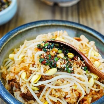 DSC 0309 350x350 - Kongnamul Bap (Soybean Sprout Rice Bowl)