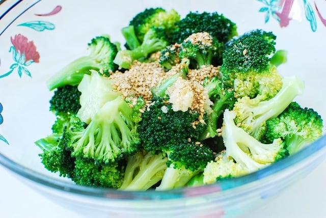 DSC 1304 640x428 - Sesame Broccoli