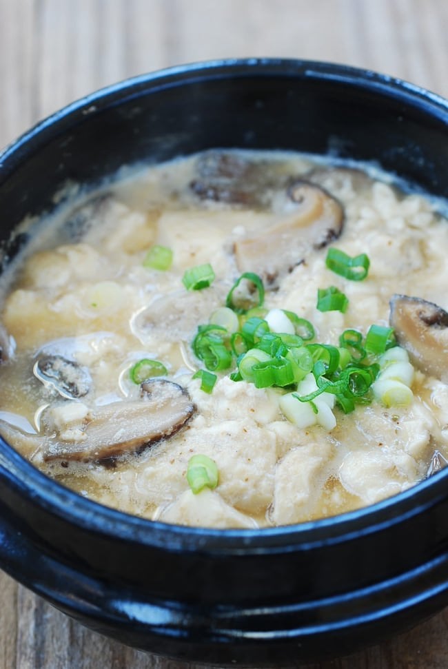 DSC 1845 e1479354683337 - Deulkkae Sundubu Jjigae (Soft Tofu Stew with Perilla Seeds)