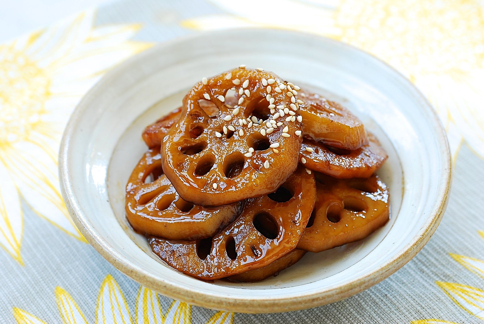 DSC 1890 - Yeongeun jorim (Sweet Soy Braised Lotus Roots)