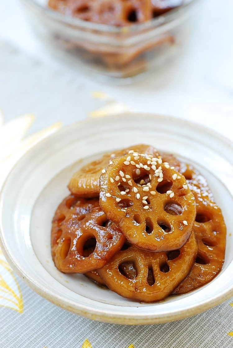 DSC 1901 2 e1633753038176 - Yeongeun jorim (Sweet Soy Braised Lotus Roots)