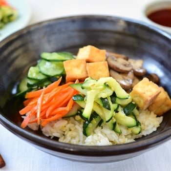 DSC 2284 350x350 - Tofu Bibimbap (Vegan Bibimbap)